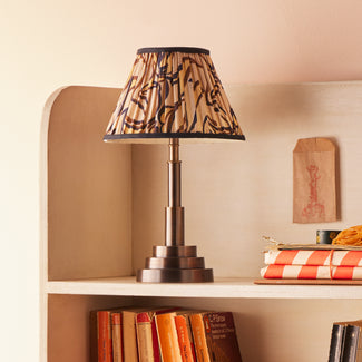Ernest rechargeable table lamp in bronze