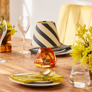 Isabella rechargeable table lamp in amber