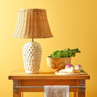 Smaller Stucco table lamp in stone