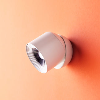 Scoon rechargeable wall light in coconut